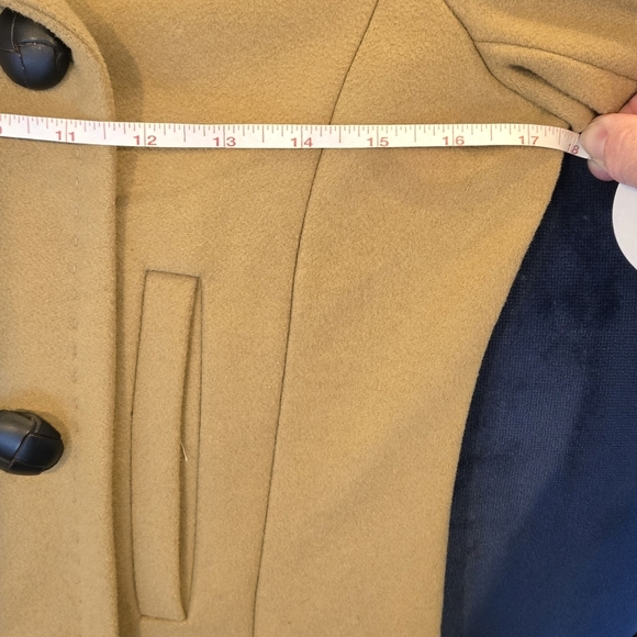 Babaton Double-Breasted Women's Coat - Picture 7 of 10